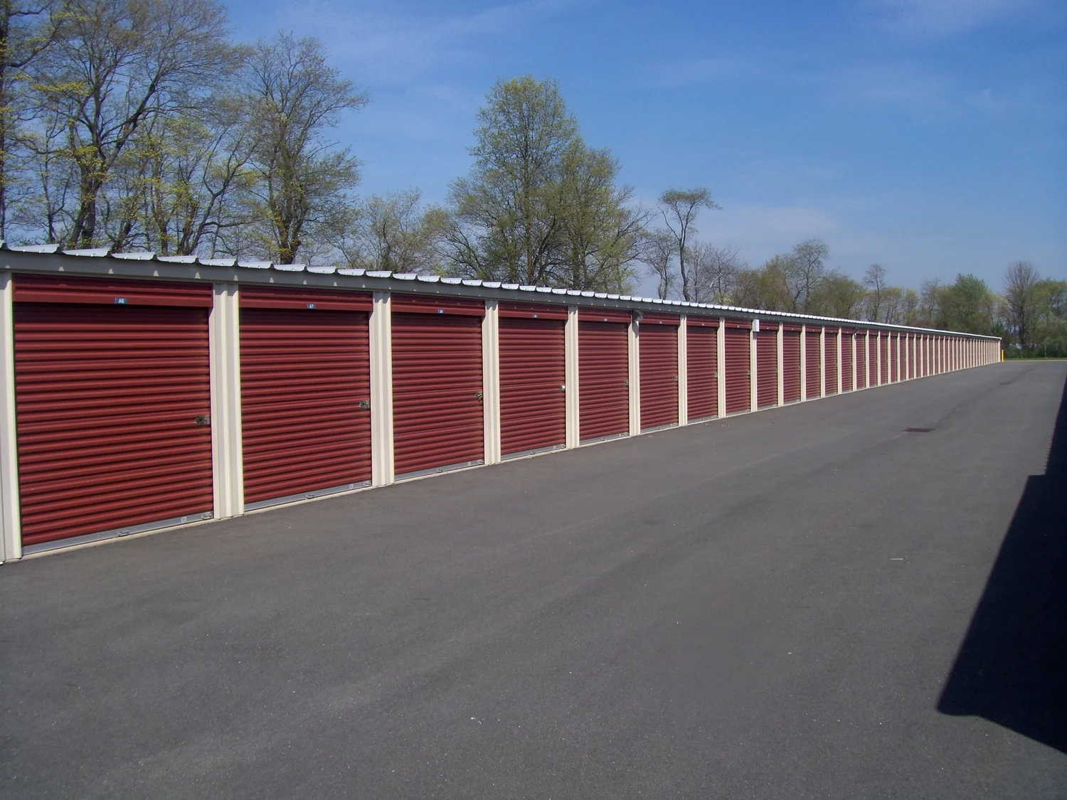 Drive-up access at Hopewell Valley Self Storage
